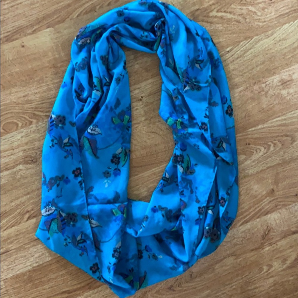NWOT Infinity Scarf - Picture 3 of 4